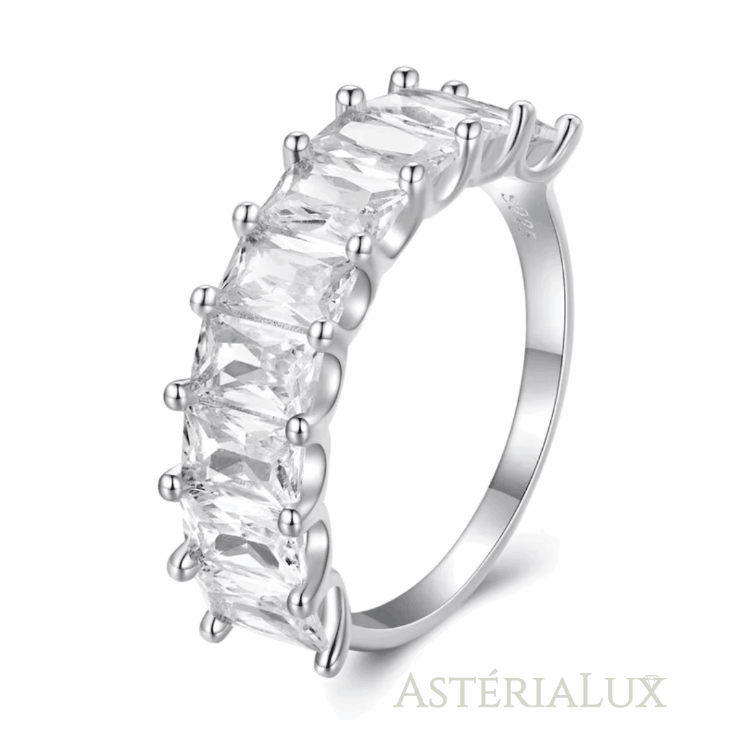 Anel com Zircônia Luxuosa 1,7mm em Prata 925