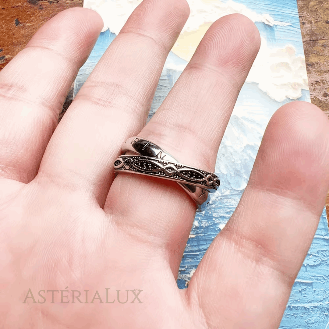 Anel Nó Infinito do Amor em Prata 925