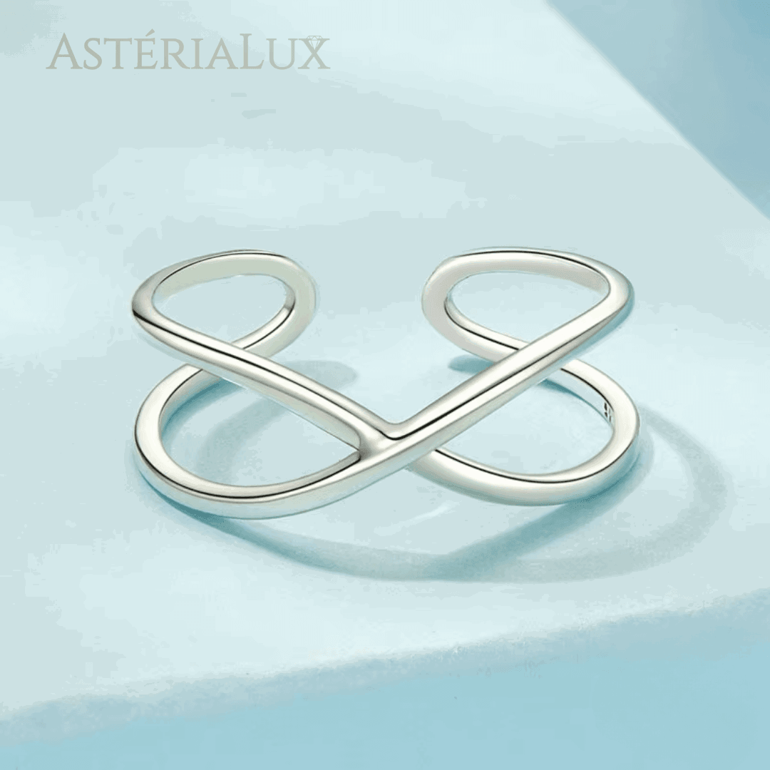 Anel Cruzado Elegância Minimalista em Prata 925