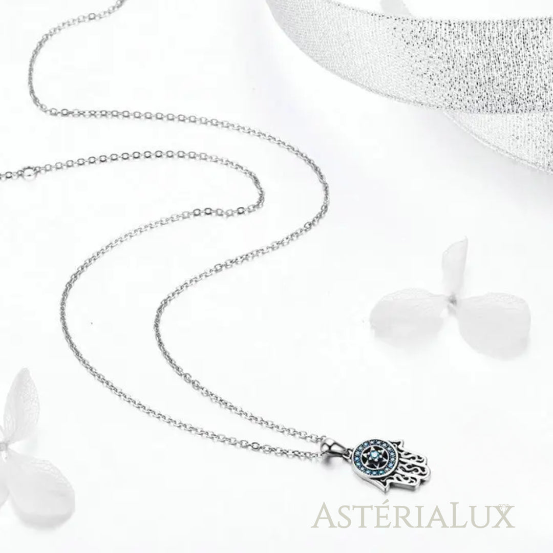 Colar Mão da Sorte com Zircões Azuis em Prata 925